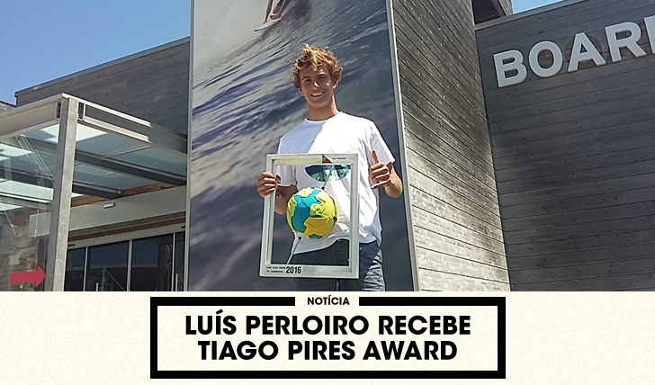 32149Luís Perloiro recebe Tiago Pires Award by ANS