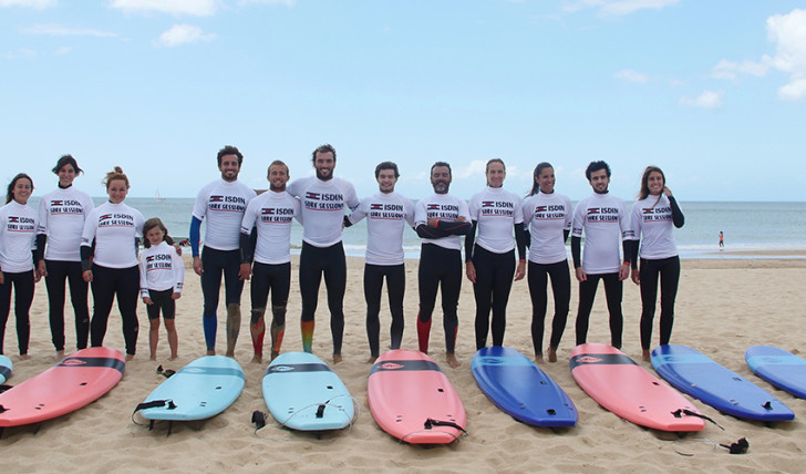 38617Frederico Morais e ISDIN promovem as boas práticas de proteção solar com aula de surf