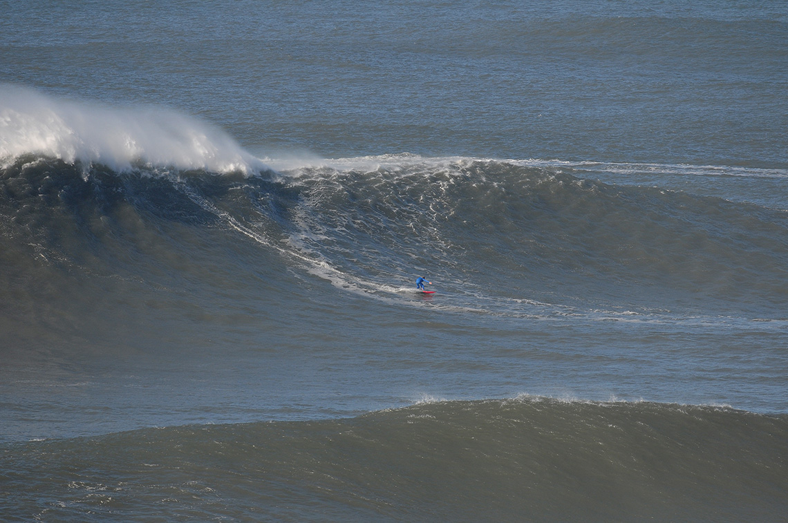 41727António Laureano nomeado para o WSL Big Wave Awards