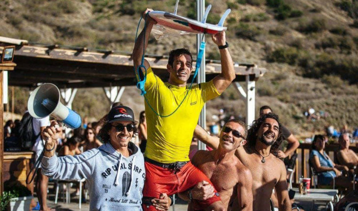 41444Matthew Demajo vence campeonato de surf na República de Malta