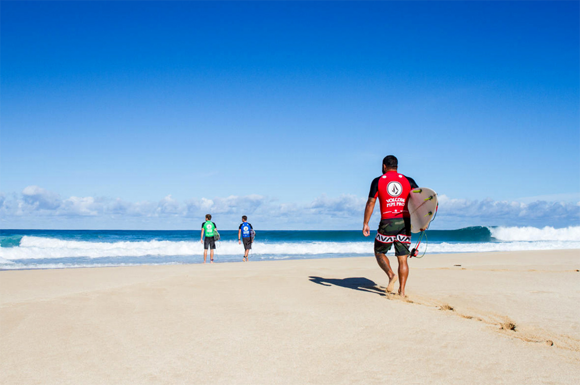 42700Sunny Garcia envolve-se na polémica WSL/Havai