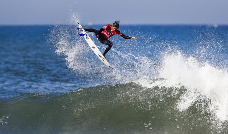42768Japão “ganha” surfista no Championship Tour