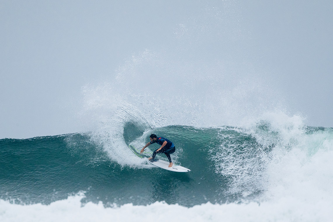 43696Frederico Morais ascende à 11º posição do Championship Tour