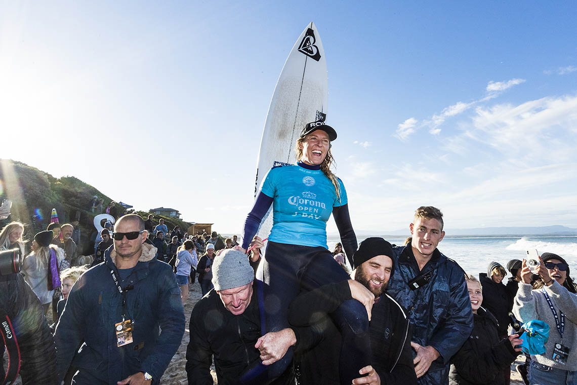 45998Stephanie Gilmore vence Corona Open J-Bay
