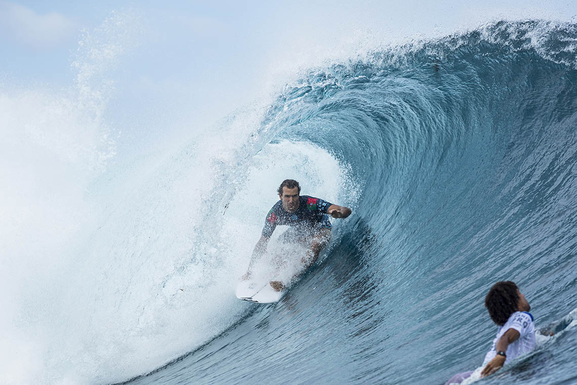 46497Frederico Morais eliminado no round 3 do Tahiti Pro Teahupoo