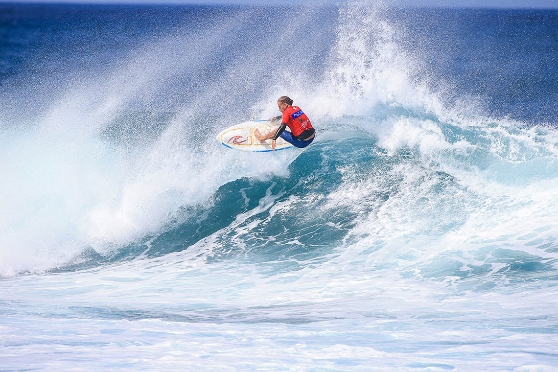 47049O estranho “veículo” de Tom Curren no Masters Championship