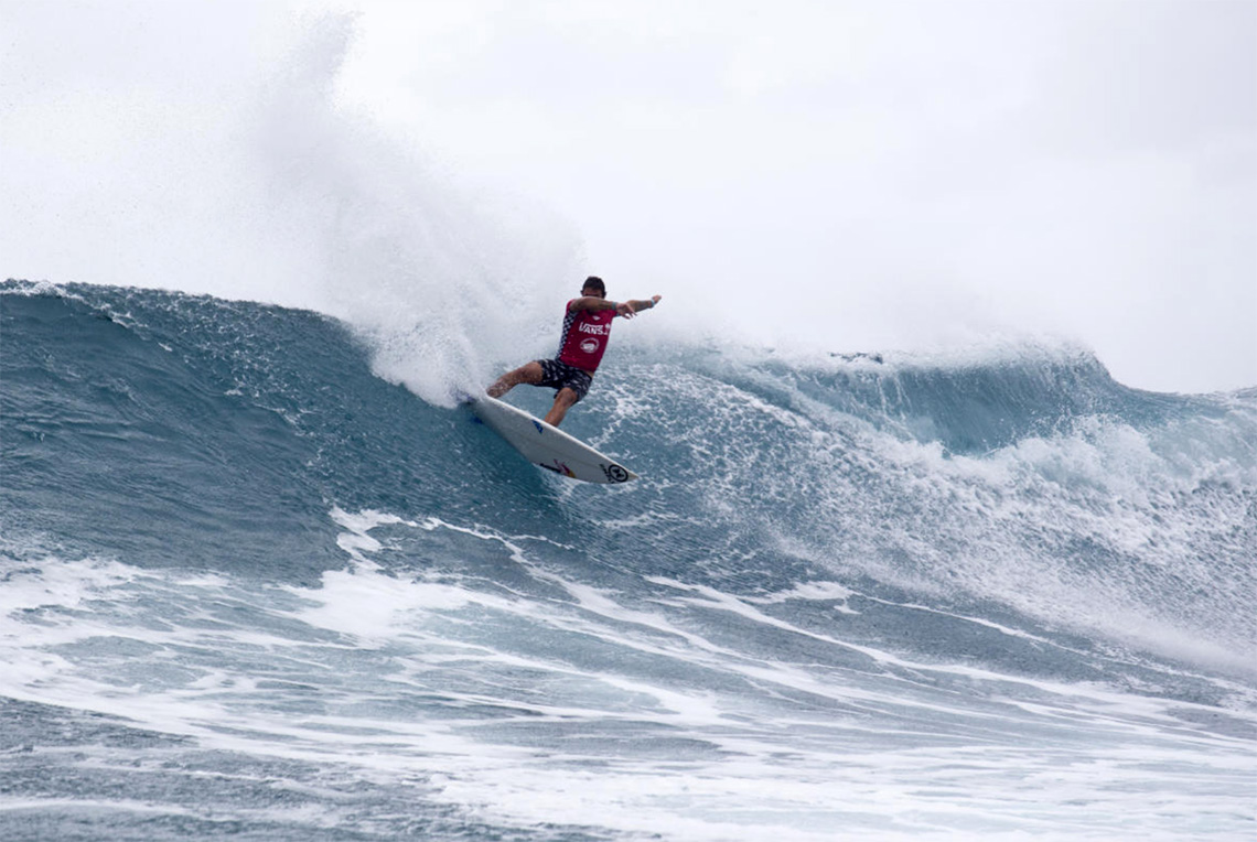 53377Vasco Ribeiro eliminado no round 2 do Hawaiian Pro