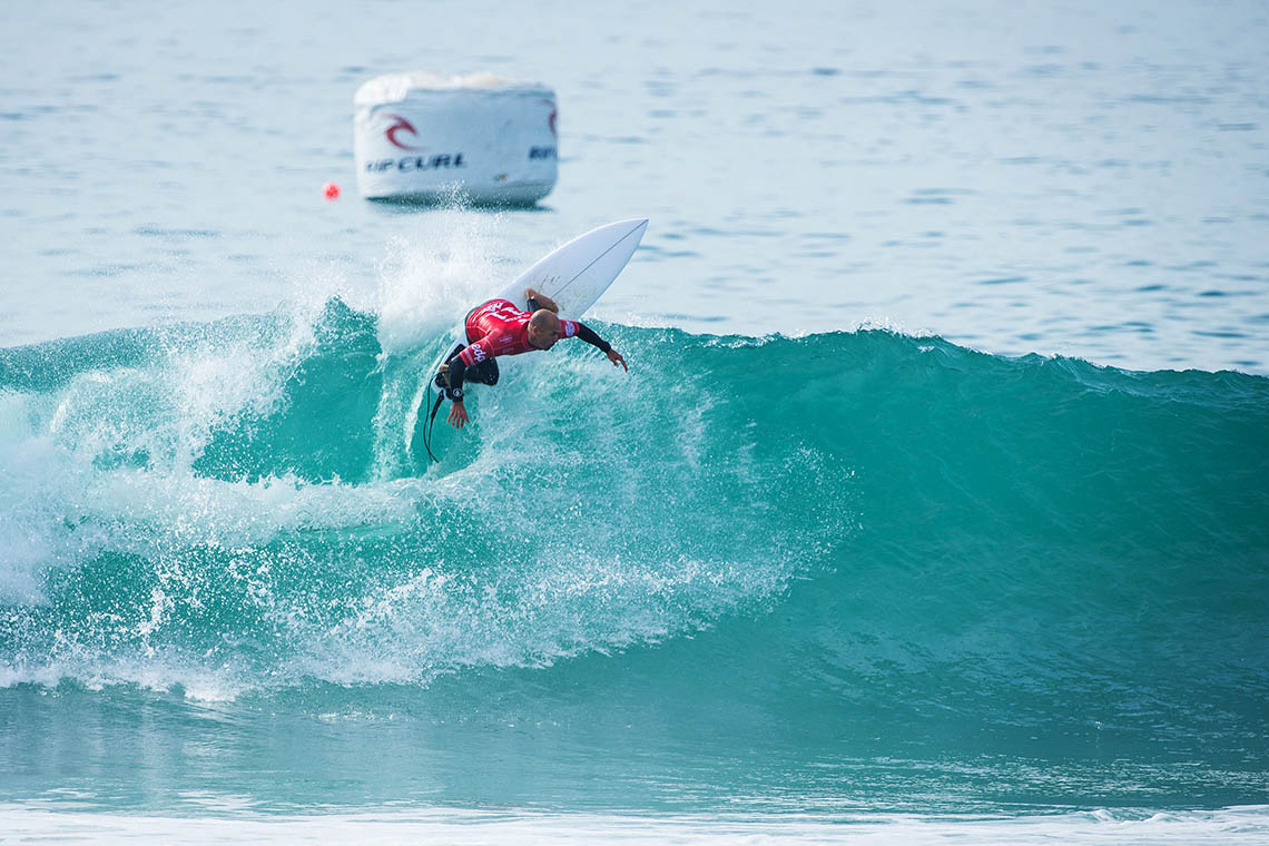 54964O caricato historial competitivo de Kelly Slater em Portugal