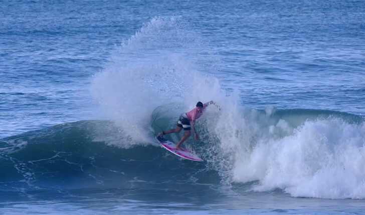 59488Alex Ribeiro | Free surf antes da perna australiana || 2:09