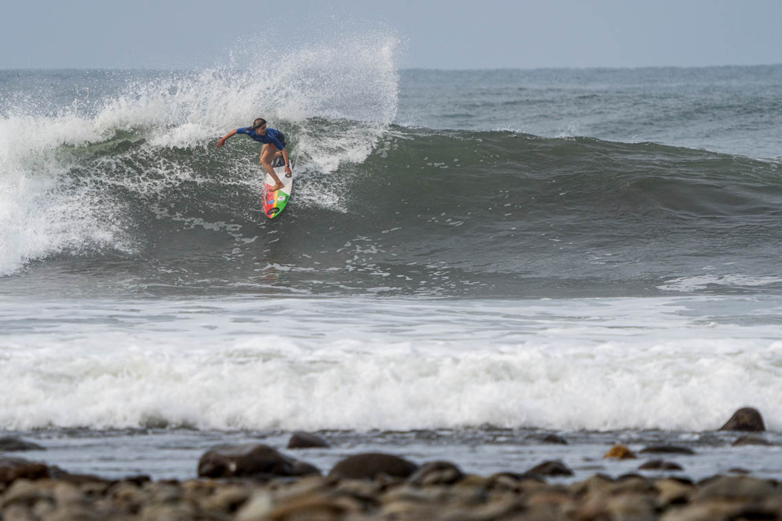 65855Dia de muitas derrotas para a selecção nacional no ISA World Junior Surfing Championship