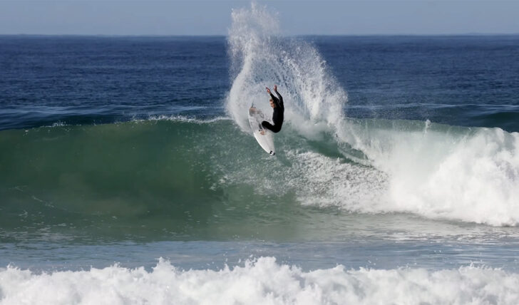 66663“Raw Sessions” de free surf em Jeffreys Bay