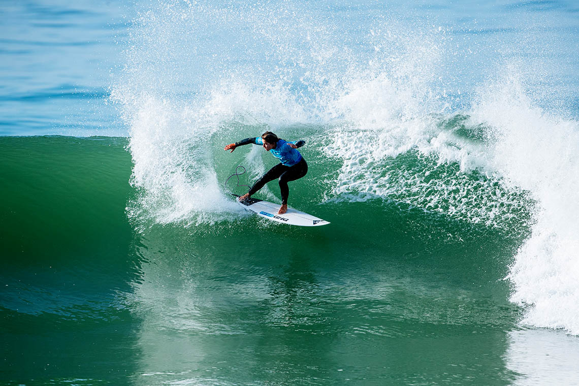76429Francisca Veselko vence no round 1 do Rip Curl Pro Bells Beach