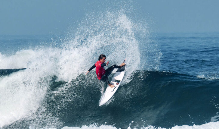 76489Licras amarelas imparáveis no dia 2 do Go Chill Porto Pro