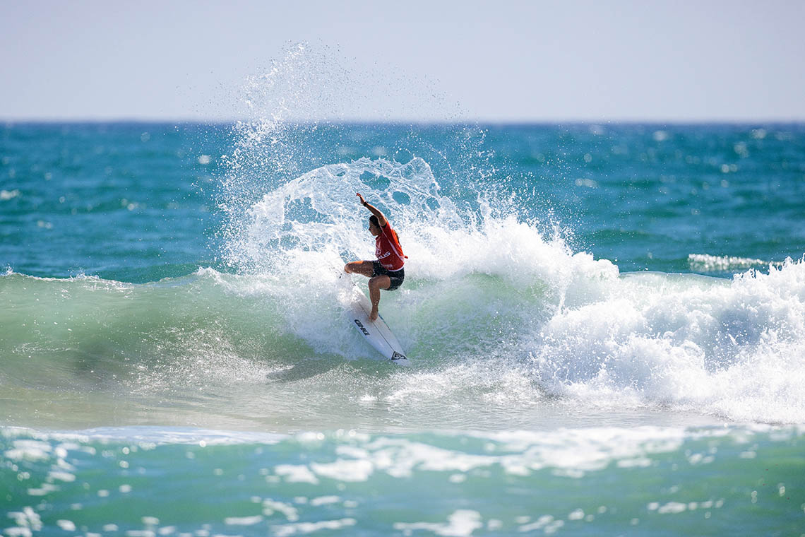 76841Francisca Veselko nos quartos de final do US Open of Surfing